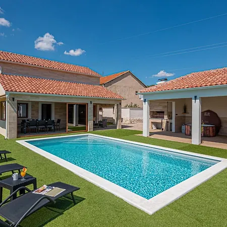 Casa Del Sol Villa